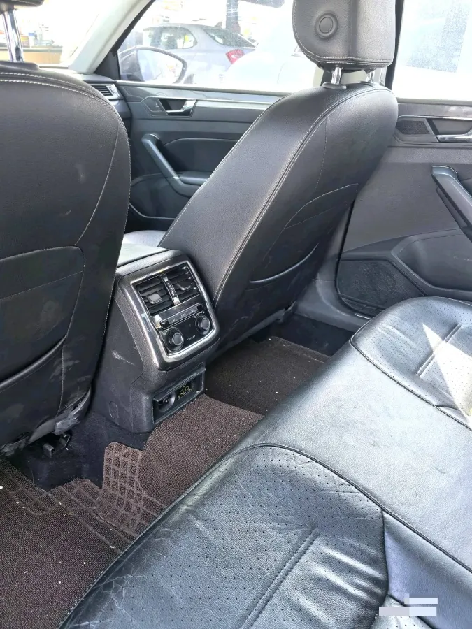 2017 Volkswagen Passat 1.8T 180HP L4 7DCT,autocango,china used car exporter,china ev exporter,chinese used car exporter,chinese used ev exporter