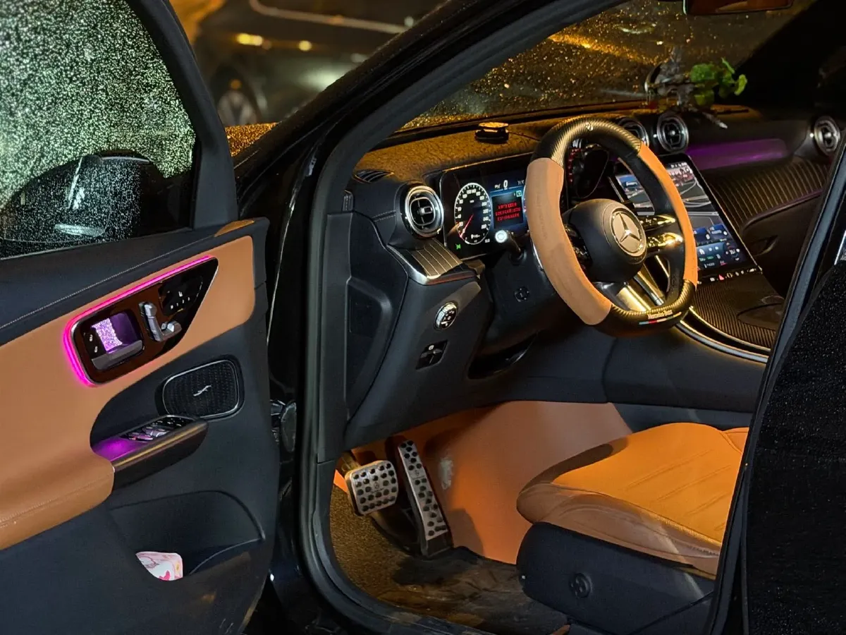 2024 Mercedes-Benz GLC Class 2.0T 258HP L4 9AT,autocango,china used car exporter,china ev exporter,chinese used car exporter,chinese used ev exporter