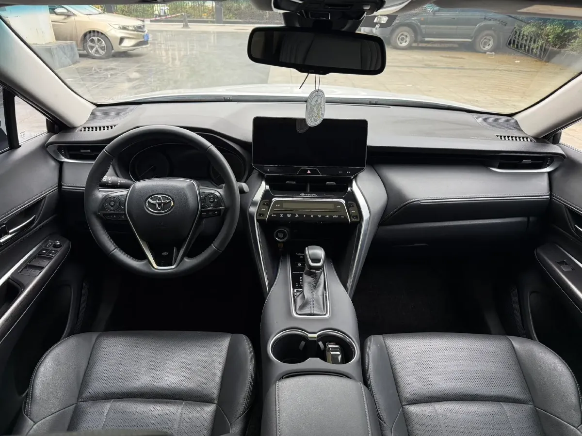 2023 Toyota Harrier 2.0L 171HP L4 CVT,autocango,china used car exporter,china ev exporter,chinese used car exporter,chinese used ev exporter