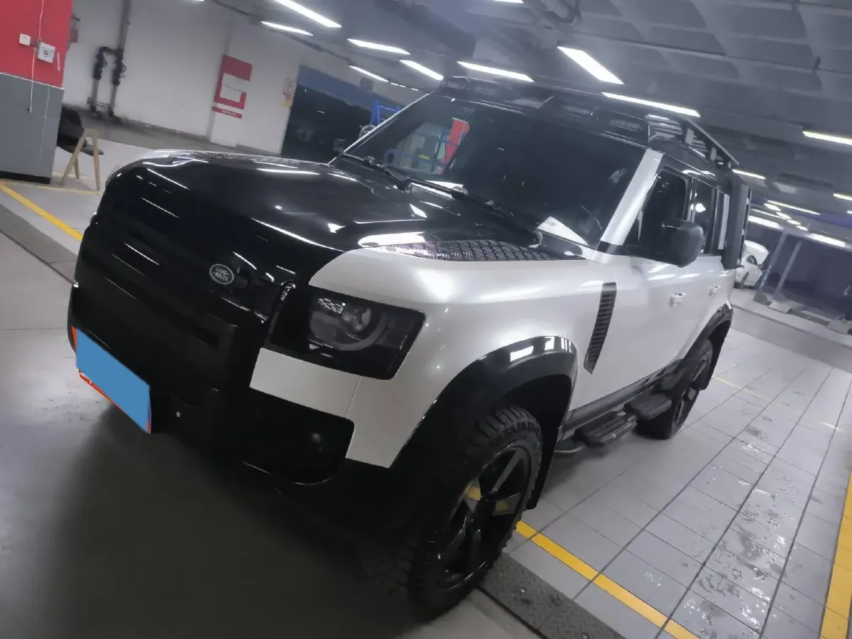 2023 Land Rover Defender 3.0T 400HP L6 8AT,autocango,china used car exporter,china ev exporter,chinese used car exporter,chinese used ev exporter