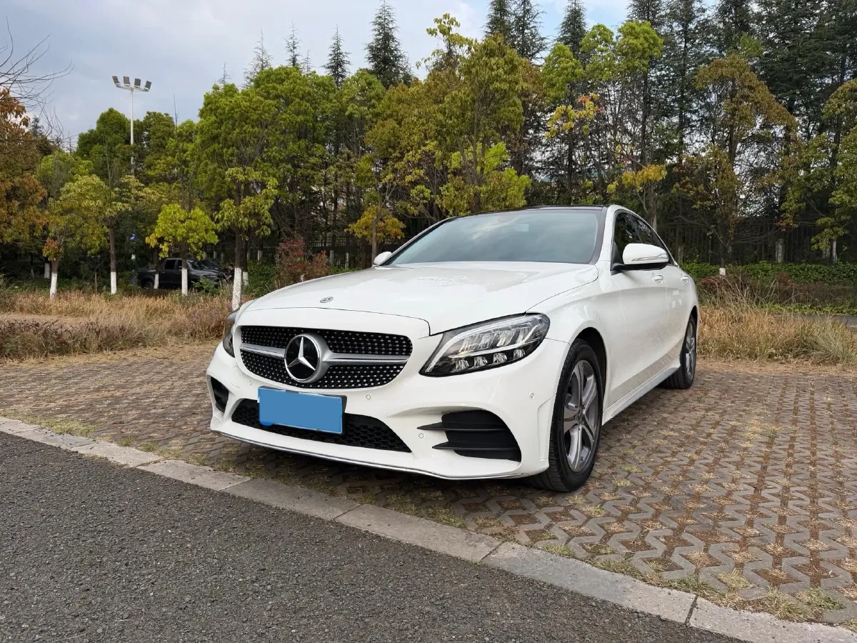 2020 Mercedes-Benz C Class 1.5T 184HP L4 9AT,autocango,china used car exporter,china ev exporter,chinese used car exporter,chinese used ev exporter