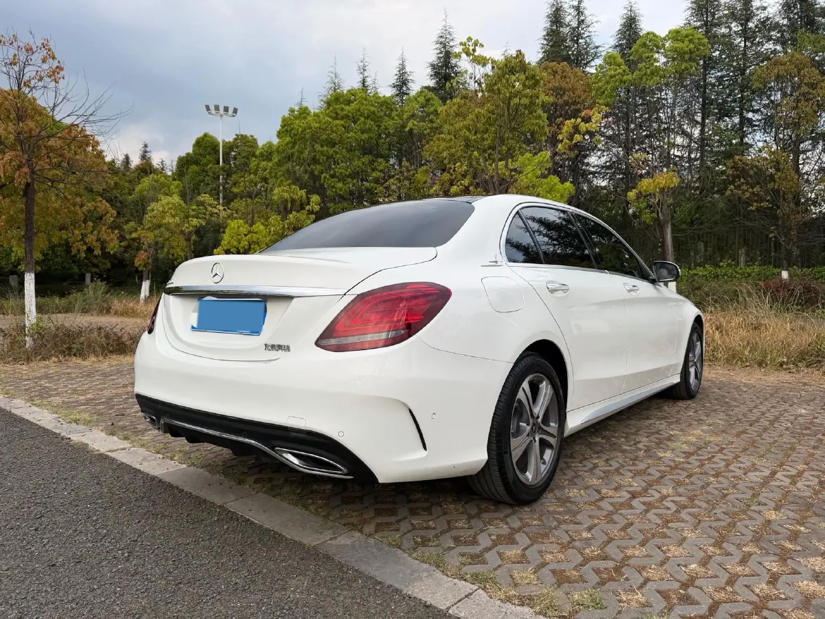 2020 Mercedes-Benz C Class 1.5T 184HP L4 9AT,autocango,china used car exporter,china ev exporter,chinese used car exporter,chinese used ev exporter