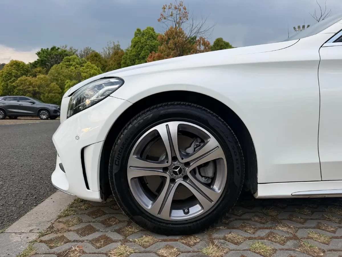 2020 Mercedes-Benz C Class 1.5T 184HP L4 9AT,autocango,china used car exporter,china ev exporter,chinese used car exporter,chinese used ev exporter