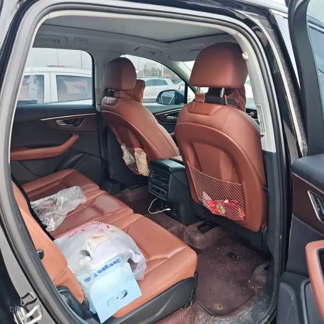 2023 Audi Q7 2.0T 265HP L4 8AT,autocango,china used car exporter,china ev exporter,chinese used car exporter,chinese used ev exporter
