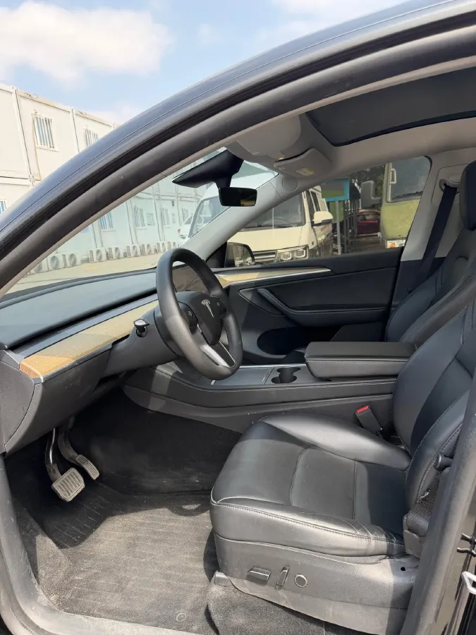 2022 Tesla Model Y BEV 60KWH,autocango,china used car exporter,china ev exporter,chinese used car exporter,chinese used ev exporter