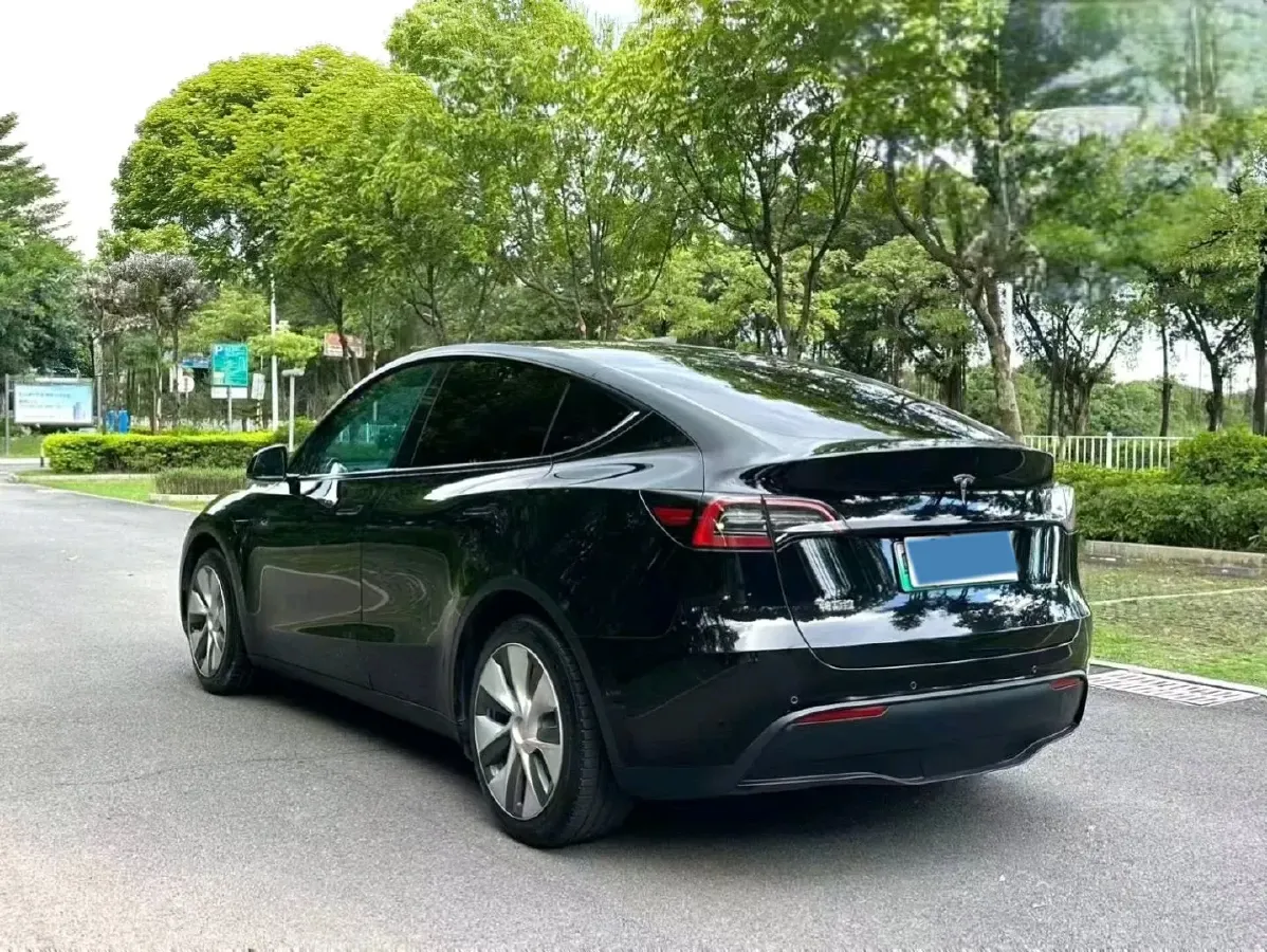 2022 Tesla Model Y BEV 60KWH,autocango,china used car exporter,china ev exporter,chinese used car exporter,chinese used ev exporter