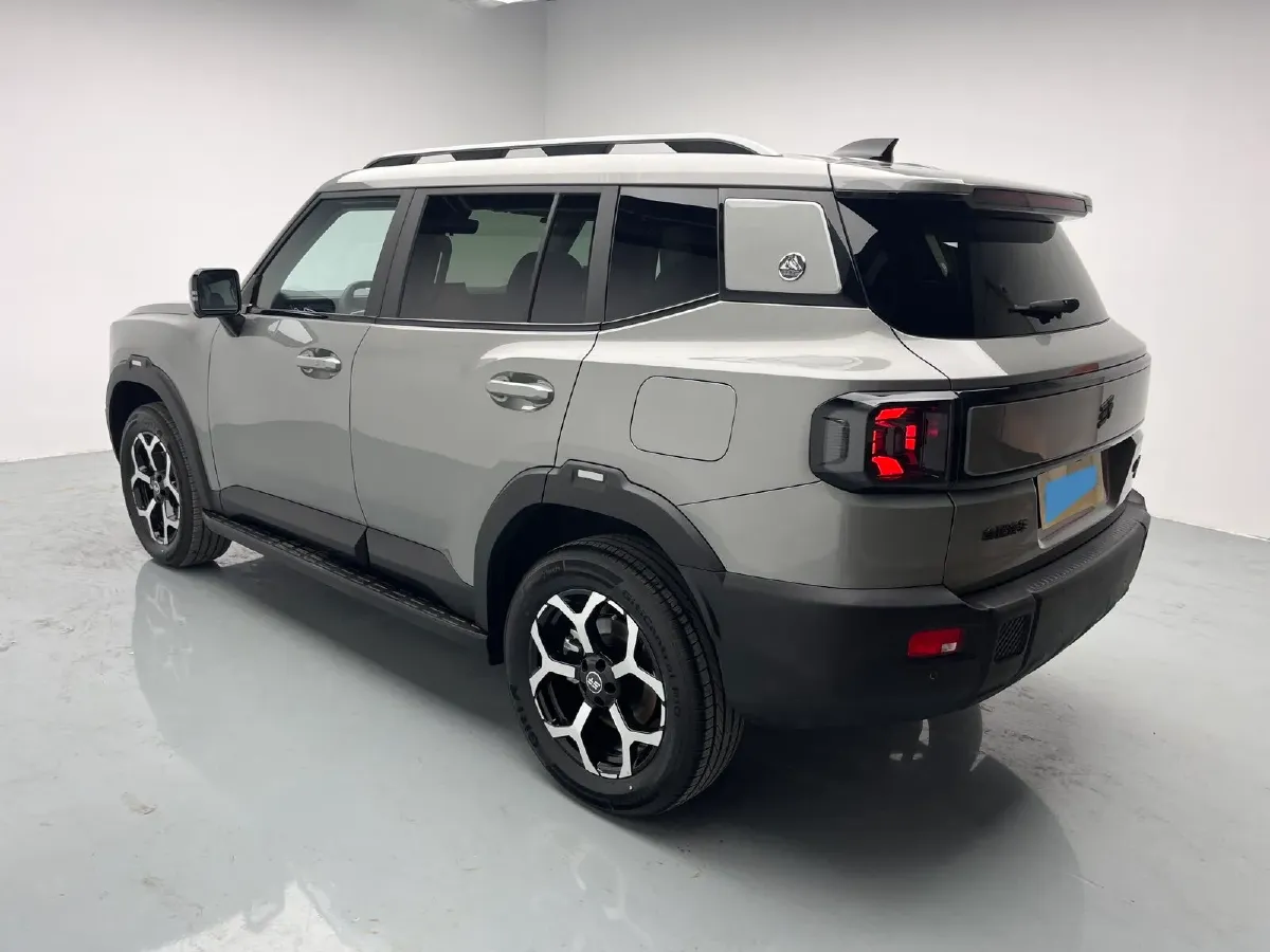 2025 MAXUS XinTu V70 2.0T 150HP L4 9AT,autocango,china used car exporter,china ev exporter,chinese used car exporter,chinese used ev exporter