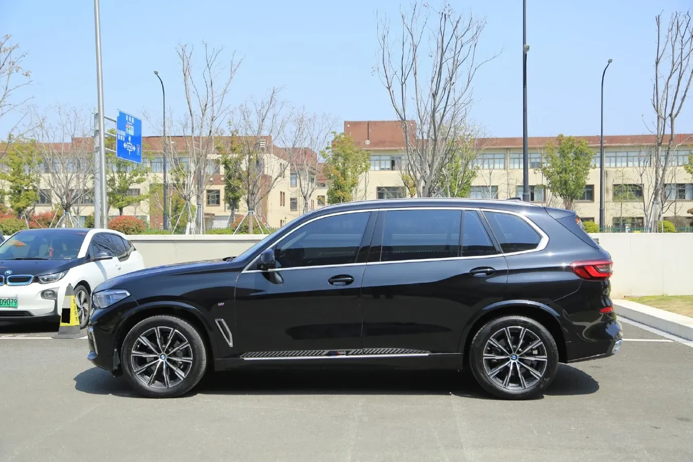 2022 BMW X5 2.0T 245HP L4 8AT,autocango,china used car exporter,china ev exporter,chinese used car exporter,chinese used ev exporter