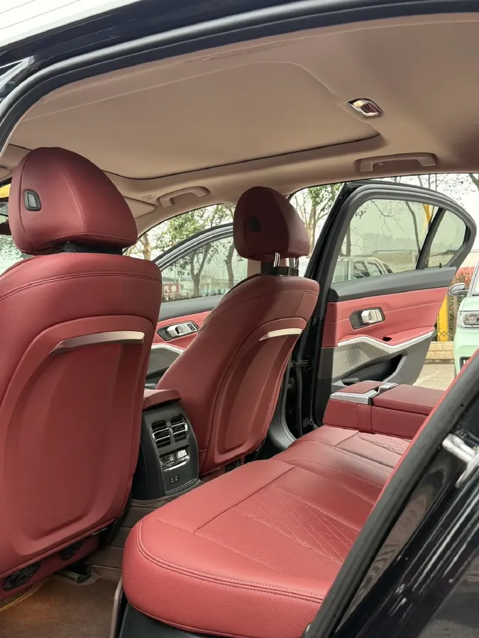 2024 BMW 3 Series 2.0T 184HP L4 8AT,autocango,china used car exporter,china ev exporter,chinese used car exporter,chinese used ev exporter