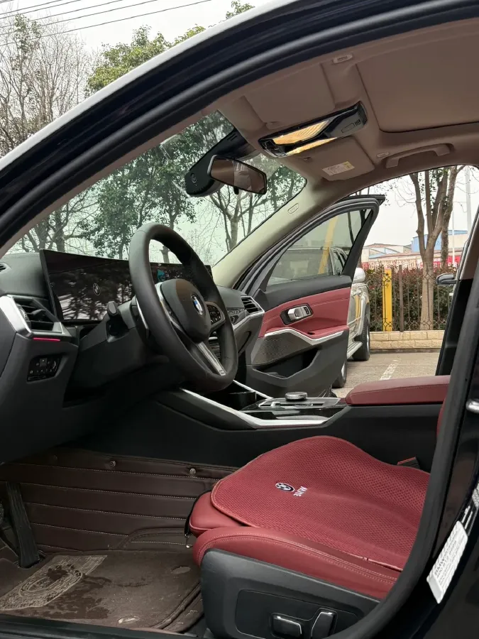 2024 BMW 3 Series 2.0T 184HP L4 8AT,autocango,china used car exporter,china ev exporter,chinese used car exporter,chinese used ev exporter