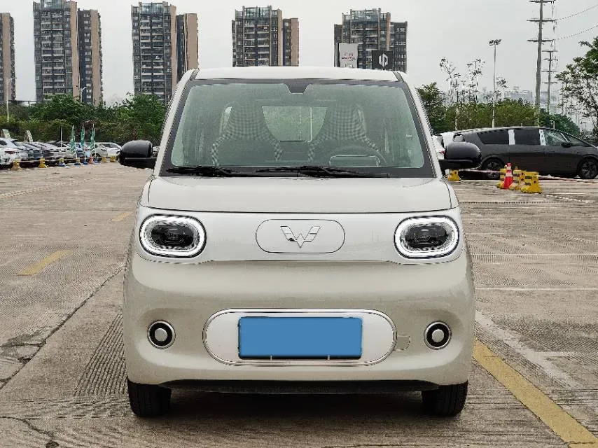 2024 WuLing HongGuang MINI EV BEV 17.3KWH,autocango,china used car exporter,china ev exporter,chinese used car exporter,chinese used ev exporter