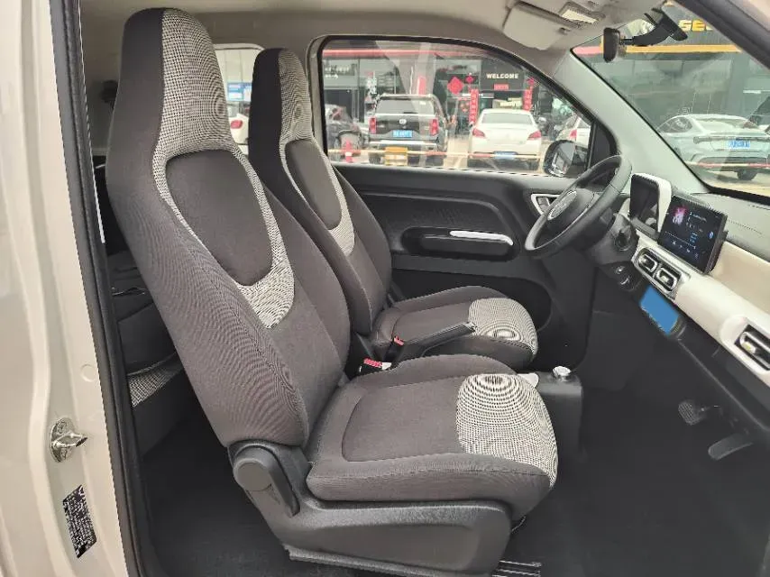 2024 WuLing HongGuang MINI EV BEV 17.3KWH,autocango,china used car exporter,china ev exporter,chinese used car exporter,chinese used ev exporter