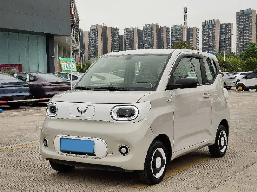 2024 WuLing HongGuang MINI EV BEV 17.3KWH,autocango,china used car exporter,china ev exporter,chinese used car exporter,chinese used ev exporter