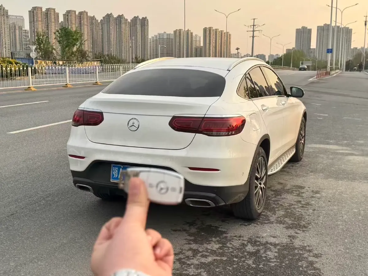 2021 Mercedes-Benz GLC Coupe 2.0T 258HP L4 9AT,autocango,china used car exporter,china ev exporter,chinese used car exporter,chinese used ev exporter