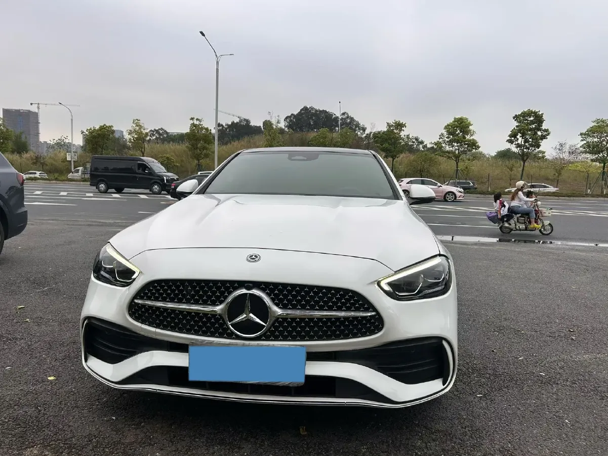 2022 Mercedes-Benz C Class 1.5T 204HP L4 9AT,autocango,china used car exporter,china ev exporter,chinese used car exporter,chinese used ev exporter