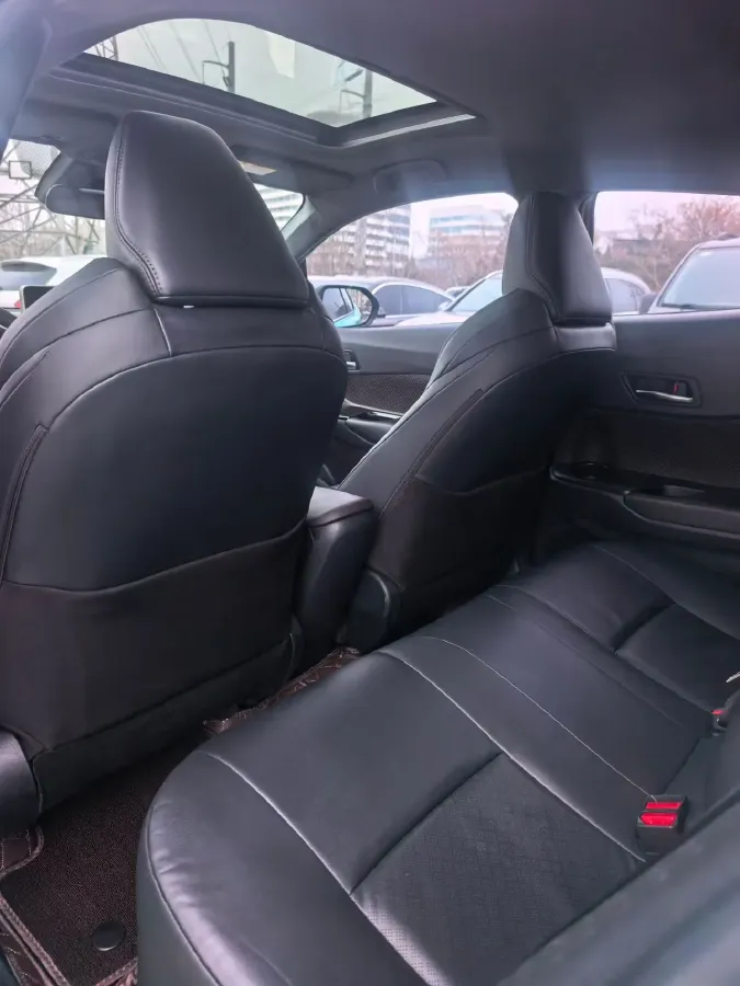 2020 Toyota C-HR EV BEV 54.3KWH,autocango,china used car exporter,china ev exporter,chinese used car exporter,chinese used ev exporter