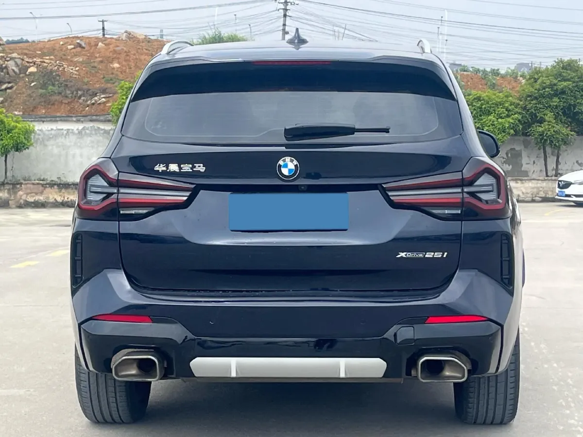 2022 BMW X3 2.0T 184HP L4 8AT,autocango,china used car exporter,china ev exporter,chinese used car exporter,chinese used ev exporter