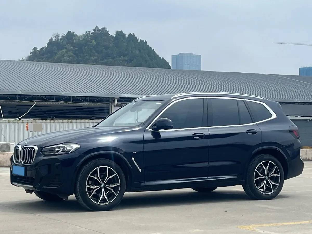 2022 BMW X3 2.0T 184HP L4 8AT,autocango,china used car exporter,china ev exporter,chinese used car exporter,chinese used ev exporter