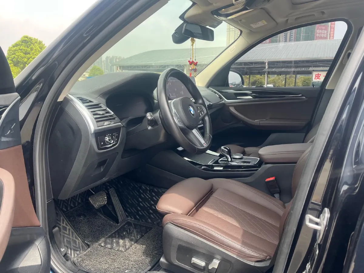 2022 BMW X3 2.0T 184HP L4 8AT,autocango,china used car exporter,china ev exporter,chinese used car exporter,chinese used ev exporter