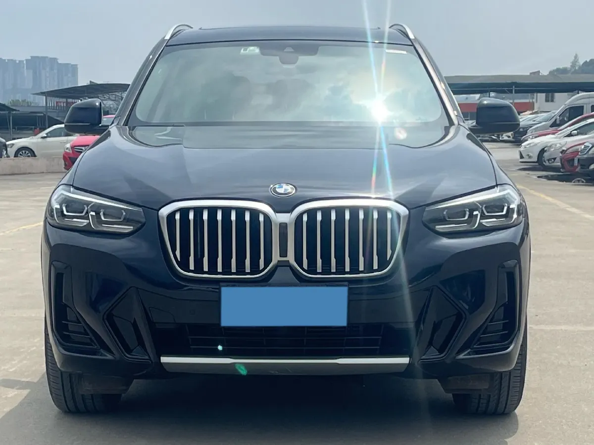 2022 BMW X3 2.0T 184HP L4 8AT,autocango,china used car exporter,china ev exporter,chinese used car exporter,chinese used ev exporter
