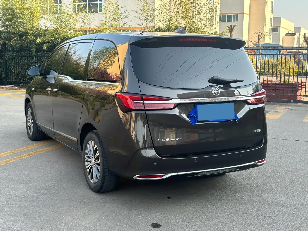 2021 Buick GL8 2.0T 237HP L4 9AT,autocango,china used car exporter,china ev exporter,chinese used car exporter,chinese used ev exporter