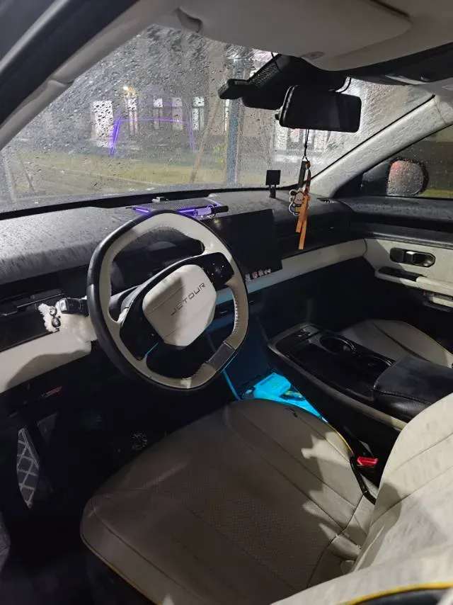 2022 Jetour DASHING 1.6T 197HP L4 7DCT,autocango,china used car exporter,china ev exporter,chinese used car exporter,chinese used ev exporter