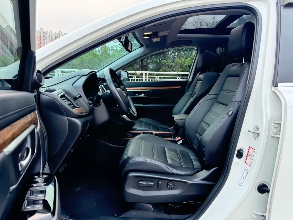 2020 Toyota RAV4 2.0L 171HP L4 CVT,autocango,china used car exporter,china ev exporter,chinese used car exporter,chinese used ev exporter