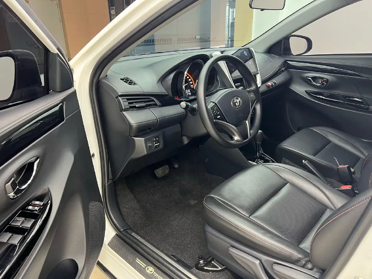 2022 Toyota Yaris L 1.5L 112HP L4 CVT,autocango,china used car exporter,china ev exporter,chinese used car exporter,chinese used ev exporter