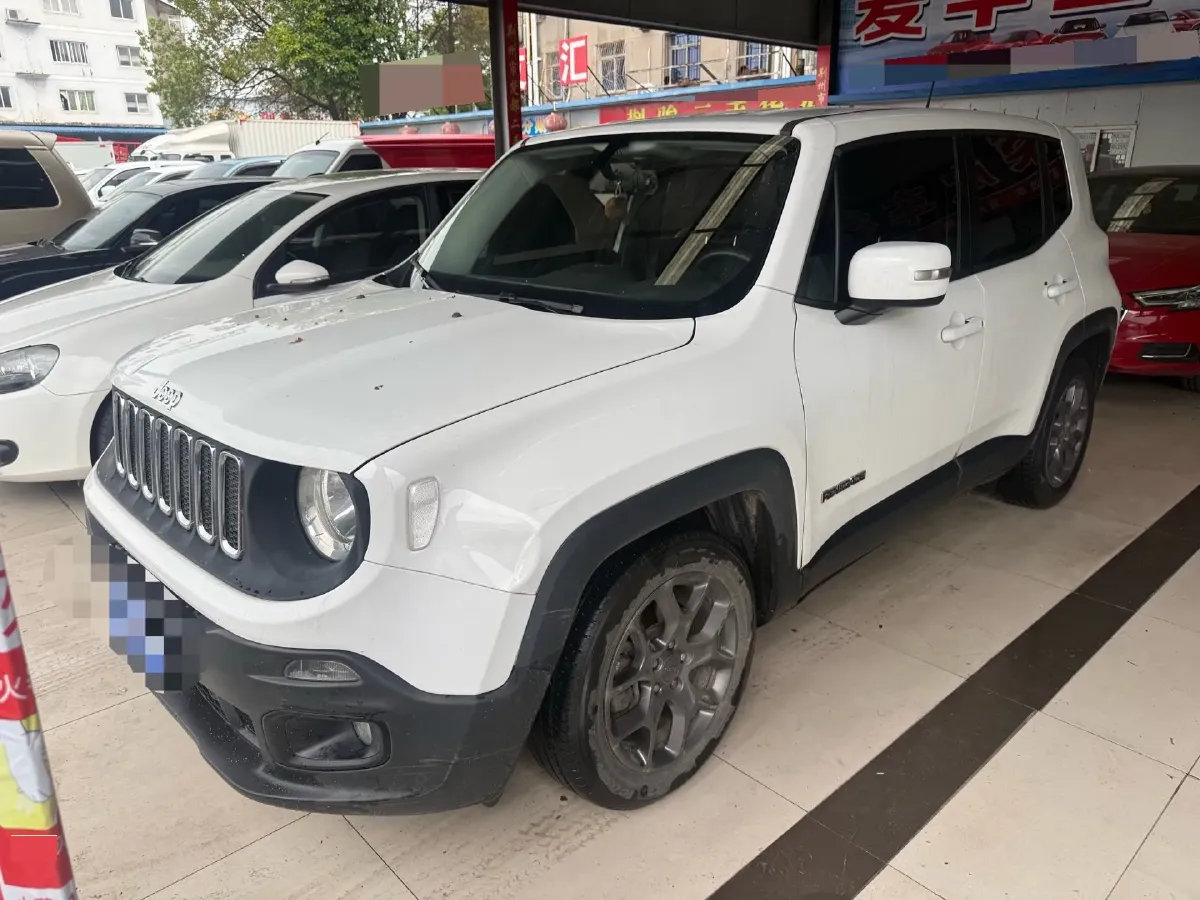 2017 Jeep Renegade 1.4T 150HP L4 7DCT,autocango,china used car exporter,china ev exporter,chinese used car exporter,chinese used ev exporter