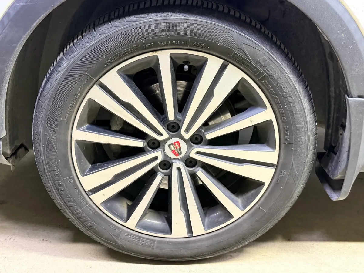 2019 Roewe i6 1.5T 169HP L4 7DCT,autocango,china used car exporter,china ev exporter,chinese used car exporter,chinese used ev exporter