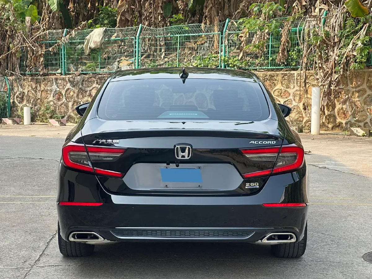 2022 Honda Accord 1.5T 194HP L4 CVT,autocango,china used car exporter,china ev exporter,chinese used car exporter,chinese used ev exporter