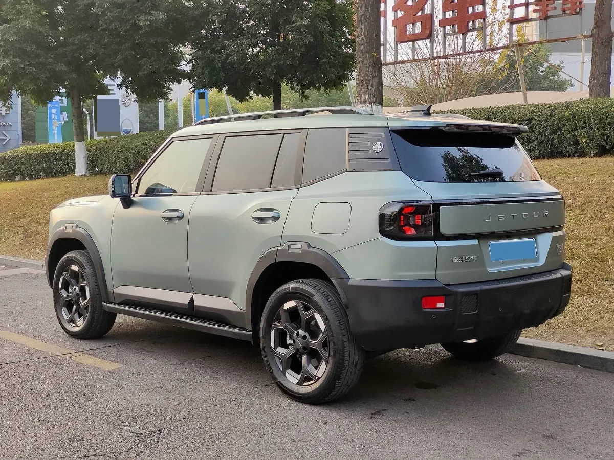 2025 Jetour Traveller 1.5T 184HP L4 7DCT,autocango,china used car exporter,china ev exporter,chinese used car exporter,chinese used ev exporter