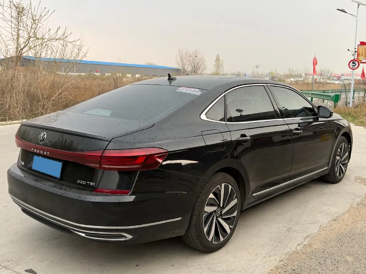 2024 Volkswagen Passat 2.0T 186HP L4 7DCT,autocango,china used car exporter,china ev exporter,chinese used car exporter,chinese used ev exporter