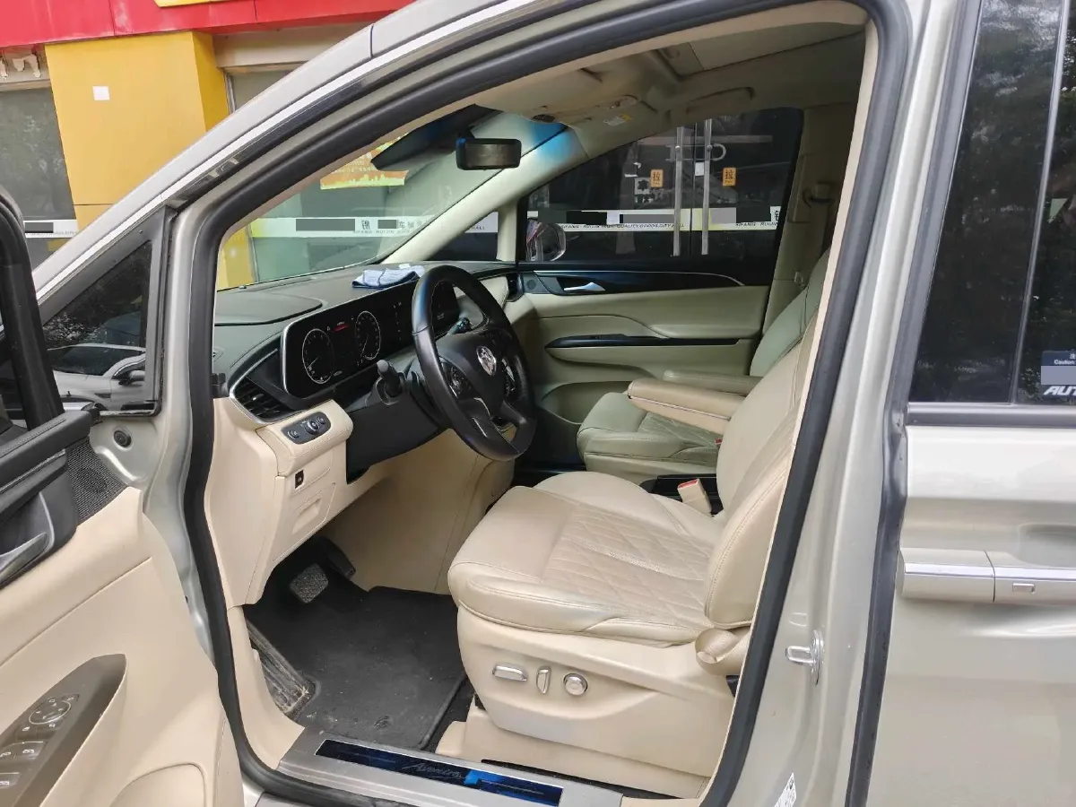 2022 Buick GL8 2.0T 237HP L4 9AT,autocango,china used car exporter,china ev exporter,chinese used car exporter,chinese used ev exporter