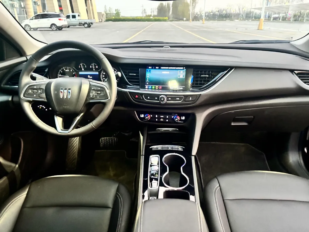 2025 Buick Regal 1.5T 169HP L4 9AT,autocango,china used car exporter,china ev exporter,chinese used car exporter,chinese used ev exporter