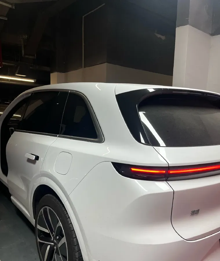 2024 Li L6 Range Extended 154HP L4 REEV 36.8KWH,autocango,china used car exporter,china ev exporter,chinese used car exporter,chinese used ev exporter