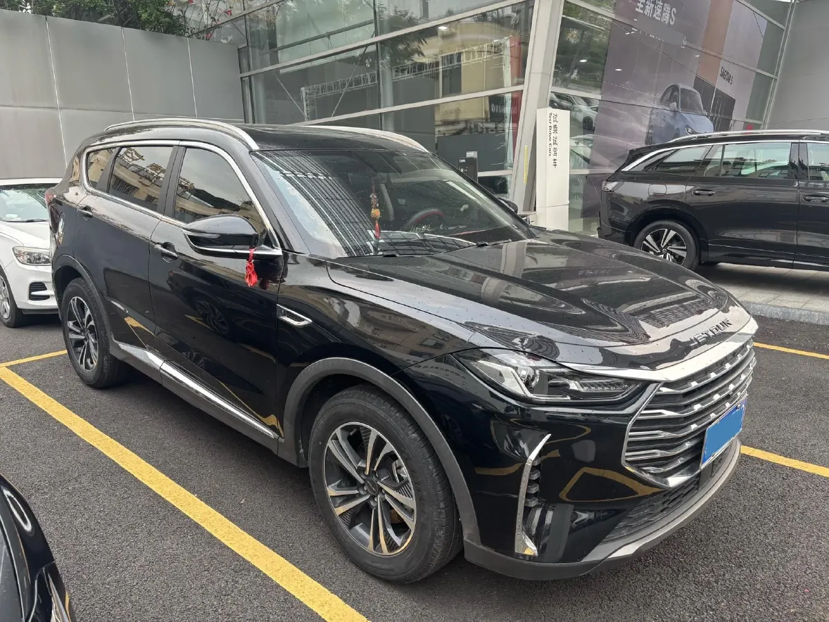 2023 Jetour X70 Plus 1.5T 156HP L4 6MT,autocango,china used car exporter,china ev exporter,chinese used car exporter,chinese used ev exporter