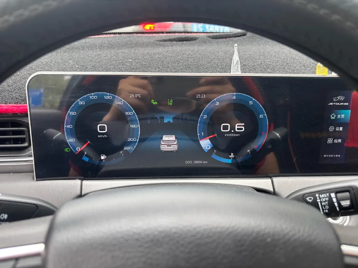 2023 Jetour X70 Plus 1.5T 156HP L4 6MT,autocango,china used car exporter,china ev exporter,chinese used car exporter,chinese used ev exporter