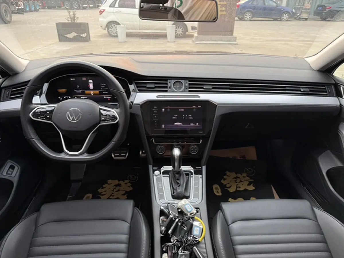 2024 Volkswagen Magotan 1.4T 150HP L4 7DCT,autocango,china used car exporter,china ev exporter,chinese used car exporter,chinese used ev exporter