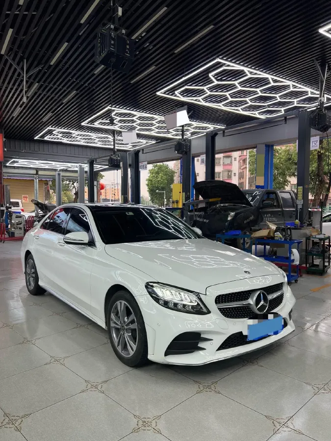 2021 Mercedes-Benz C Class 1.5T 156HP L4 9AT,autocango,china used car exporter,china ev exporter,chinese used car exporter,chinese used ev exporter