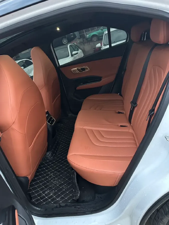 2023 MAXUS G50 1.5T 181HP L4 7DCT,autocango,china used car exporter,china ev exporter,chinese used car exporter,chinese used ev exporter