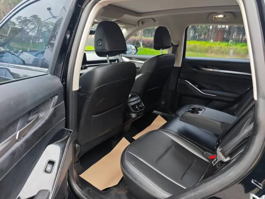 2021 Haval H6 2.0T 211HP L4 7DCT,autocango,china used car exporter,china ev exporter,chinese used car exporter,chinese used ev exporter