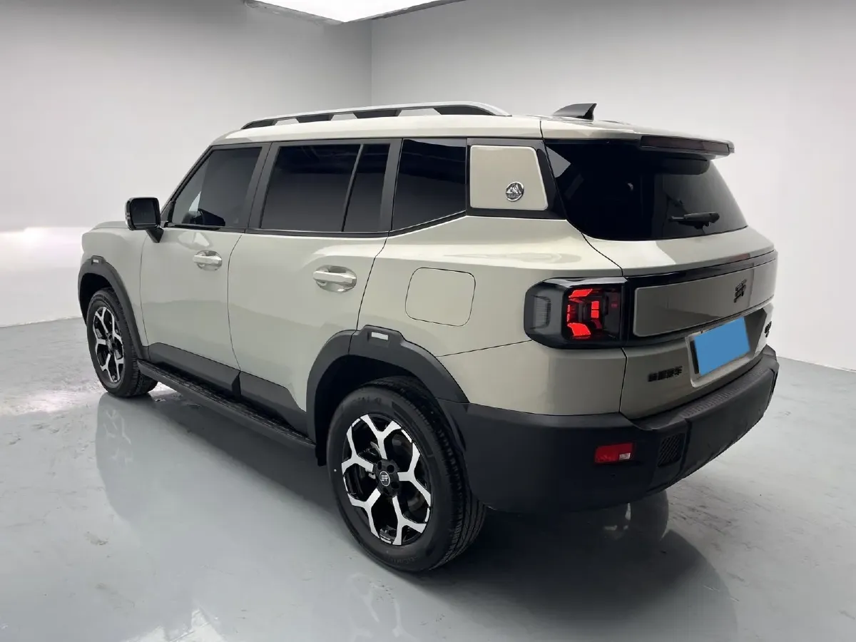 2025 MAXUS XinTu V70 2.0T 150HP L4 9AT,autocango,china used car exporter,china ev exporter,chinese used car exporter,chinese used ev exporter