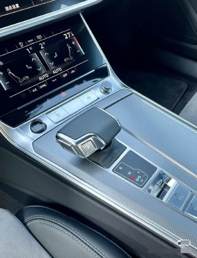 2025 Audi A6L 2.0T 245HP L4 7DCT,autocango,china used car exporter,china ev exporter,chinese used car exporter,chinese used ev exporter