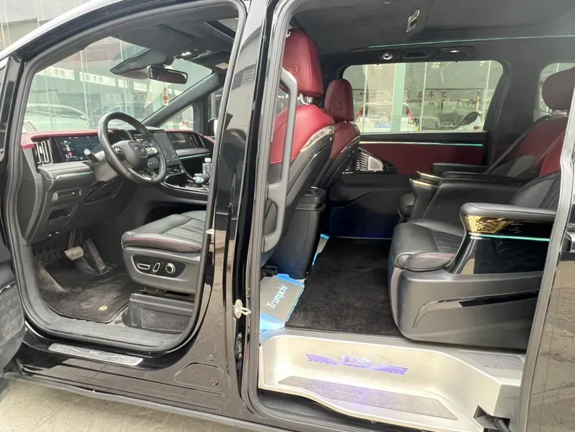 2023 GAC Trumpchi M8 2.0T 252HP L4 8AT,autocango,china used car exporter,china ev exporter,chinese used car exporter,chinese used ev exporter