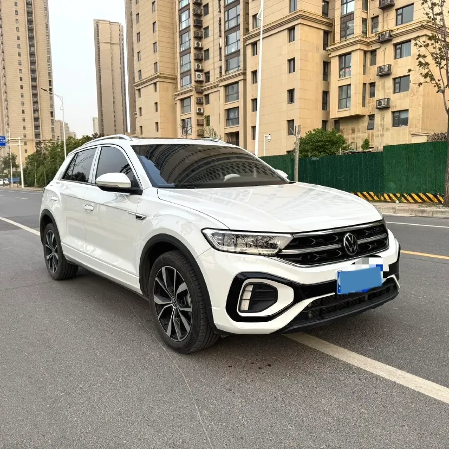 2023 Volkswagen T-Roc 1.5T 160HP L4 7DCT,autocango,china used car exporter,china ev exporter,chinese used car exporter,chinese used ev exporter