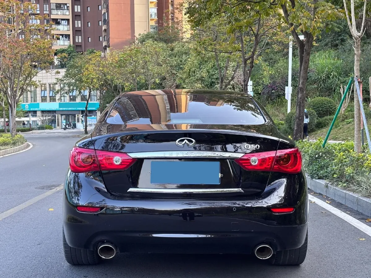 2014 Infiniti Q50 3.7L 351HP V6 7AT,autocango,china used car exporter,china ev exporter,chinese used car exporter,chinese used ev exporter