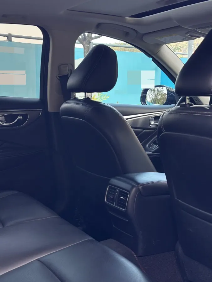 2014 Infiniti Q50 3.7L 351HP V6 7AT,autocango,china used car exporter,china ev exporter,chinese used car exporter,chinese used ev exporter