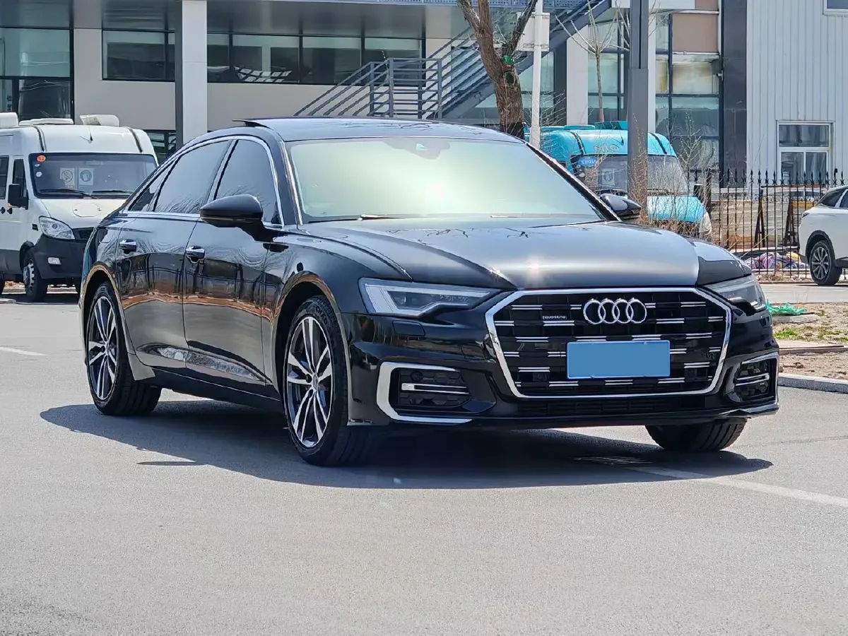 2021 Audi A6L 2.0T 224HP L4 7DCT,autocango,china used car exporter,china ev exporter,chinese used car exporter,chinese used ev exporter