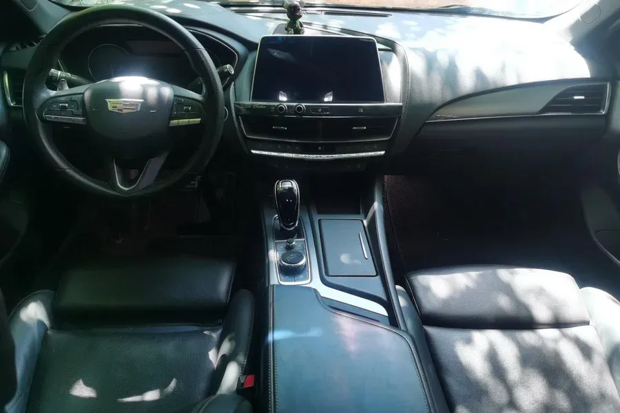 2021 Cadillac CT5 2.0T 237HP L4 10AT,autocango,china used car exporter,china ev exporter,chinese used car exporter,chinese used ev exporter